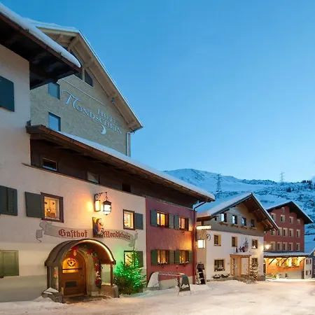 Mondschein Hotel-2